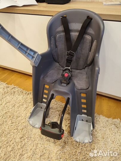 Детское кресло на велосипед