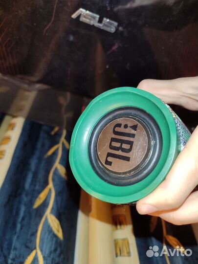 Колонка jbl charge 4+