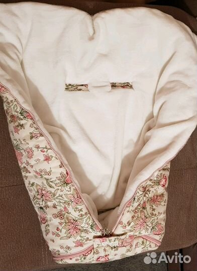 На выписку для девочки