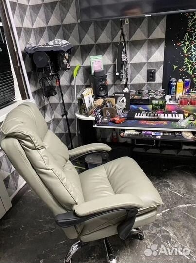 Кресло для игр. Игровое кресло с массажем