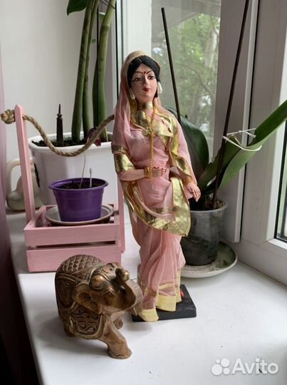 Слоник статуэтка дерево