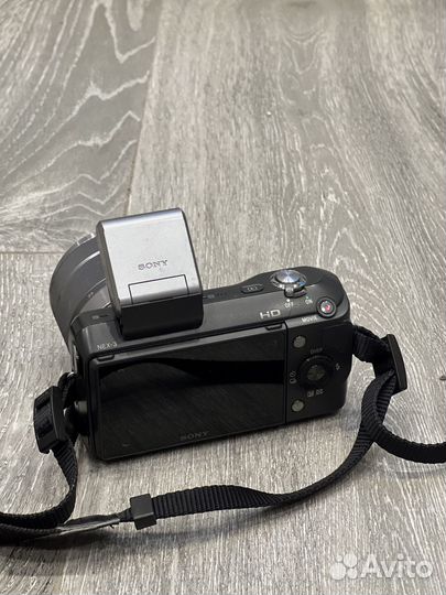 Sony Alpha NEX-3 + SEL1855