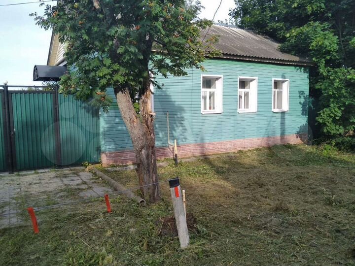 Дом 32 м² на участке 10 сот.