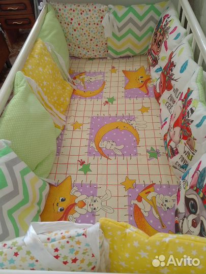 Бортики в детскую кроватку