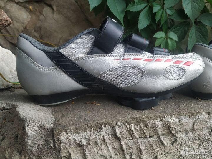 Шоссейные велотуфли 44, Giro