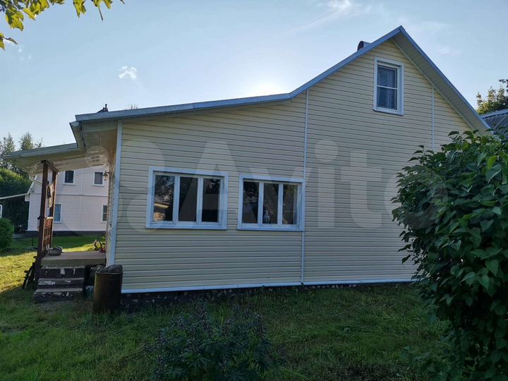 Дом 52 м² на участке 11,6 сот.