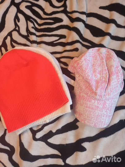 Шапки на девочку