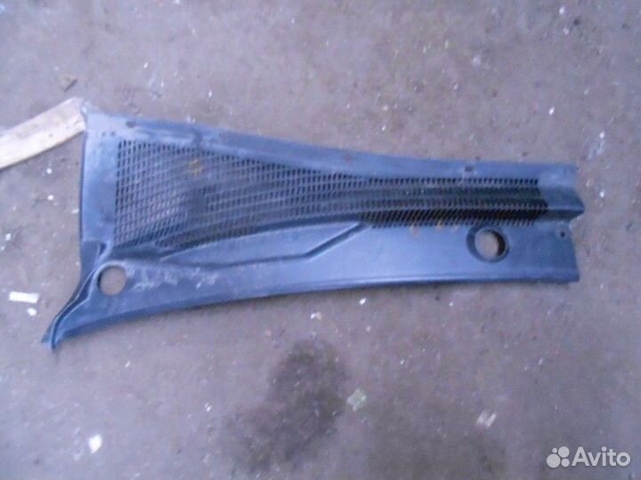 Жабо дворников левая часть Chevrolet Lacetti 2003