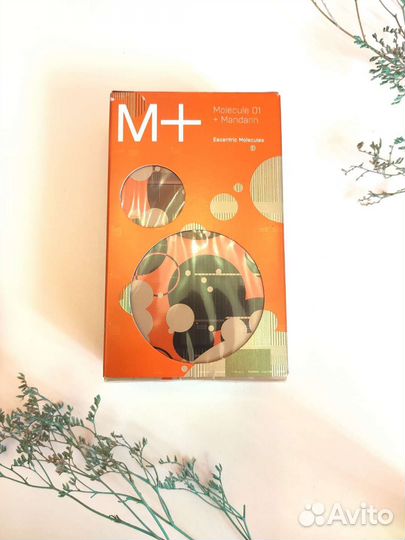 Escentric Molecules Molecule 01 + Mandarin