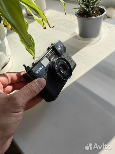 Пленочный фотоаппарат yashica mf-2