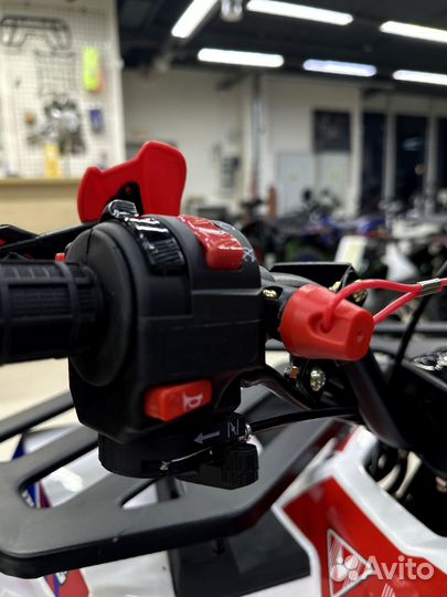 Детский квадроцикл 125 кубов Grizlik A125 красный
