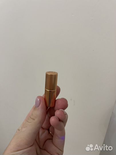 Charlotte tilbury pillow talk помада