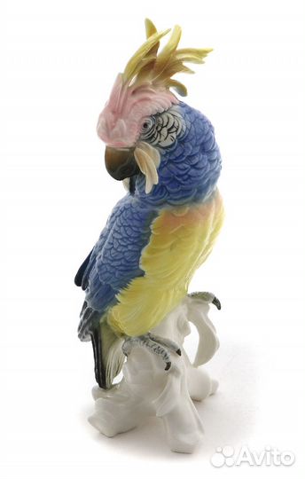 Фарфоровая фигура 