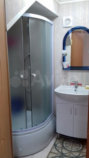 Комната 23 м² в 3-к., 2/2 эт.