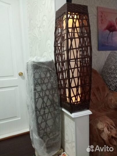 Светильник на солнечных батареях