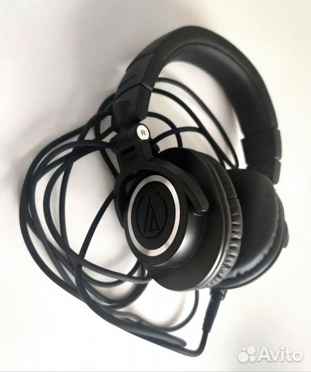 Проводные наушники Audio-Technica ATH-M50X черный