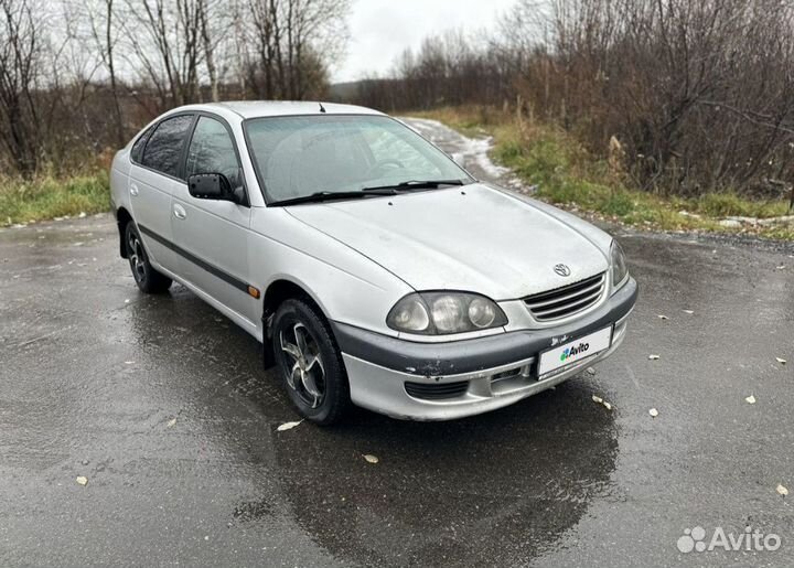 Toyota Avensis 1.6 МТ, 1999, 390 500 км