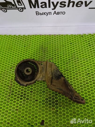 Подушка двигателя левая geely MK/cross