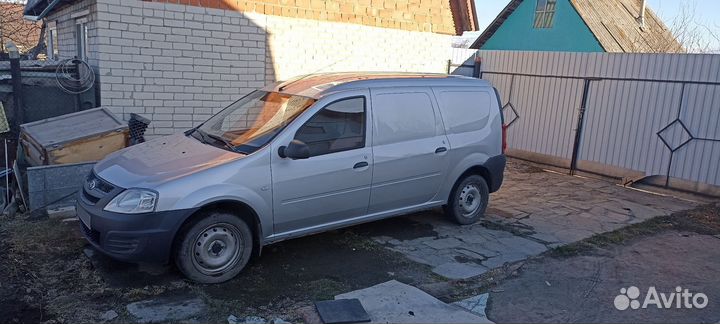LADA Largus 1.6 МТ, 2014, 330 100 км