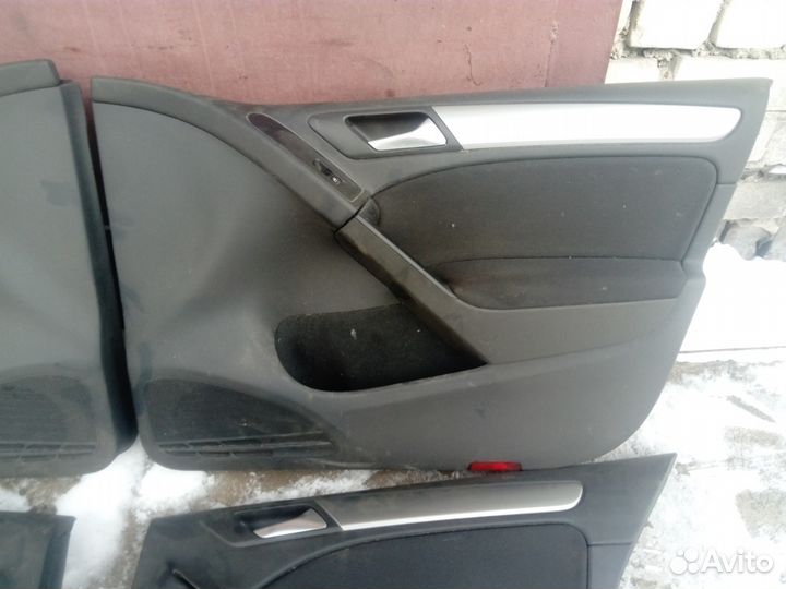 Обшивка двери к-т Volkswagen Golf VI 2009-2013