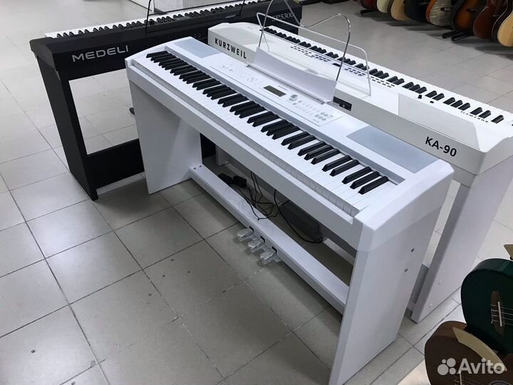 Ringway RP-35 White Цифровое фортепиано