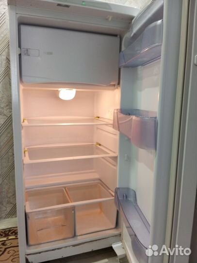 Холодильник бу маленький