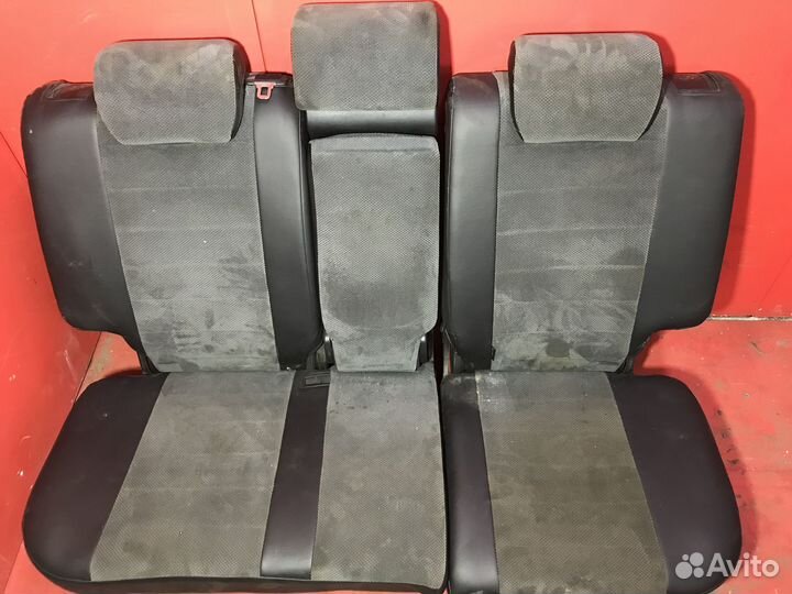 Сиденья задние задняя Ssangyong Actyon New 2.0