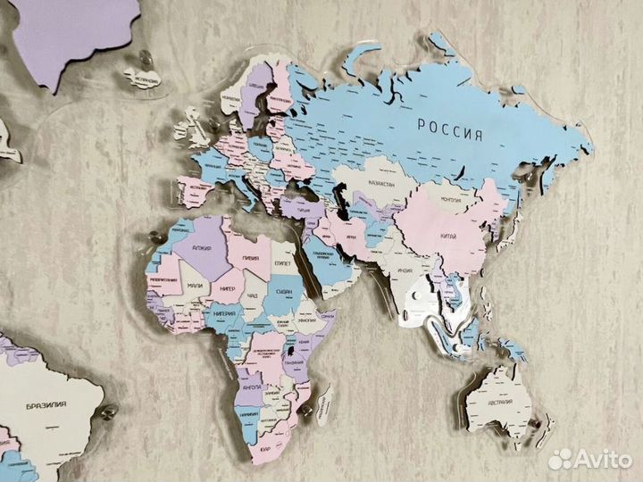Деревянная карта мира на стену