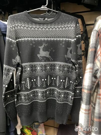 Свитер