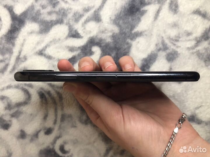 iPhone X, 256 ГБ