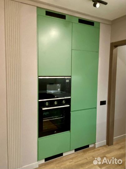 Кухонный гарнитур угловой