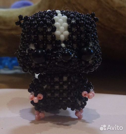 Амигуруми скунс из бисера