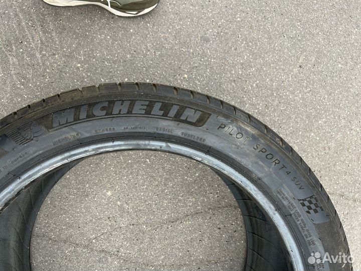 Michelin Pilot Sport 4 SUV 295/40 R21