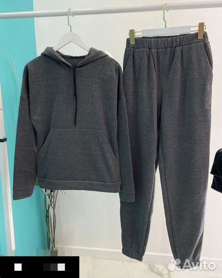 Спортивный костюм женский теплый