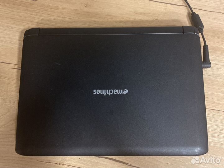 Нетбук Emachines em350
