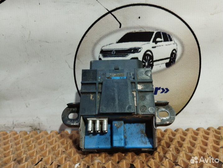 Блок управления топливным насосом Volkswagen