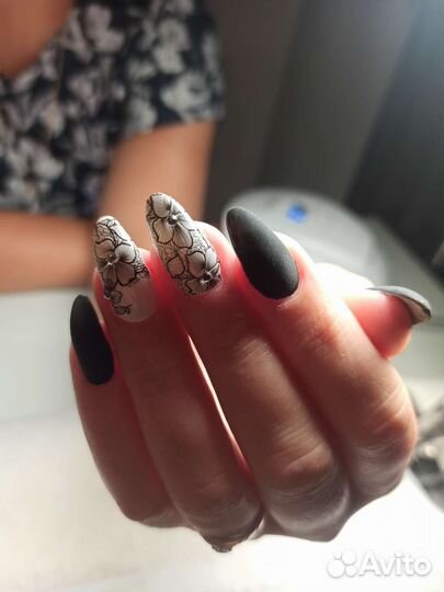 Наращивание и коррекция ногтей