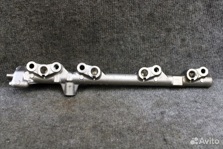 Рейка топливная Nissan Serena C26 MR20DD