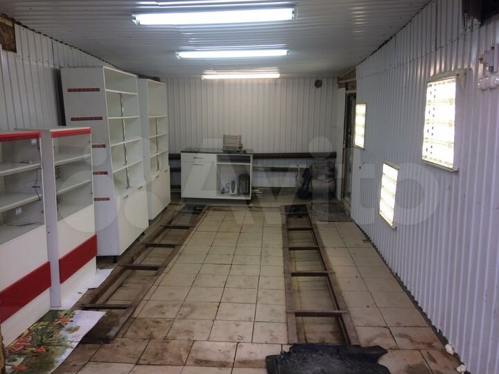 Гараж, > 30 м²