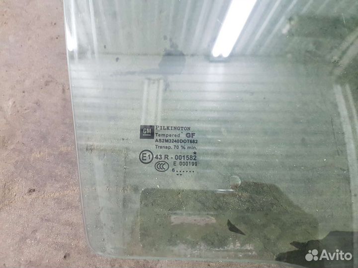 Стекло правое Opel Astra H GTC