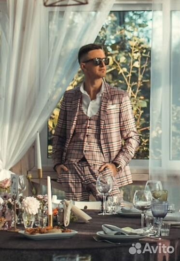 Мужской костюм тройка