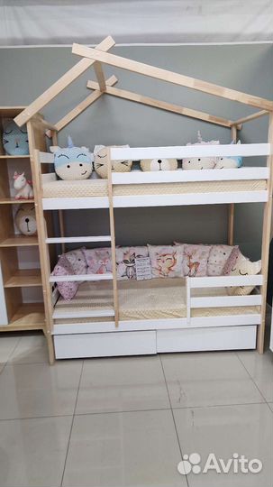 Двухъярусная кровать бу с матрасами