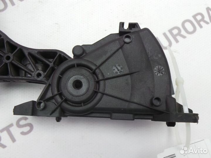 Педаль газа Amarok 2010