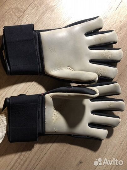 Вратарские перчатки демикс