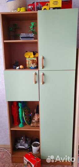 Шкаф