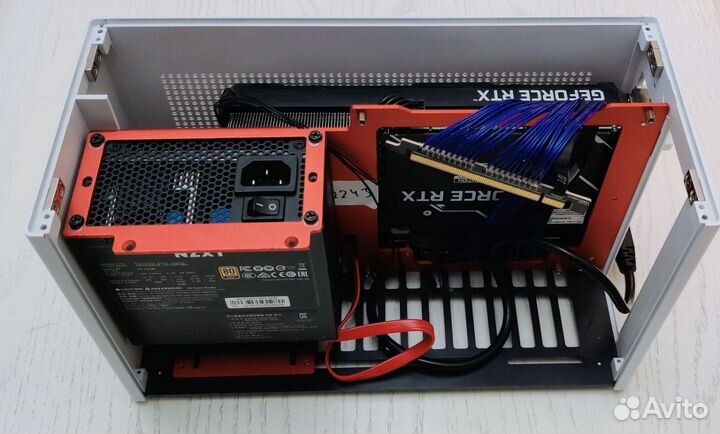Sfx корпус + бп nzxt 650w + Райзер