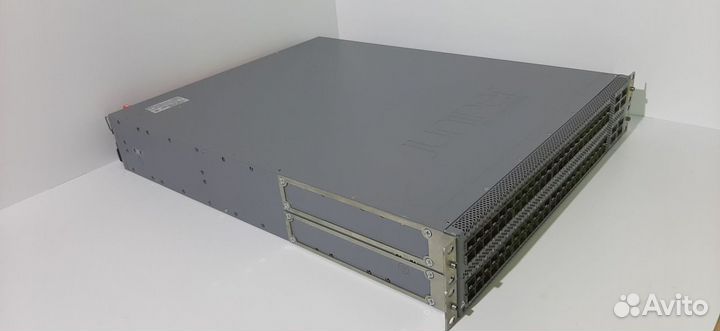 Коммутатор Juniper QFX5100-96S-AFO