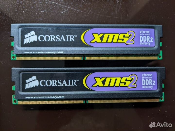 Оперативная память Corsair CM2X1024-6400C4 DDR2