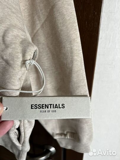 Свитшот Fear of God Essentials