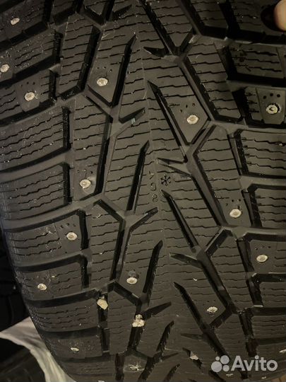 Nokian Tyres Hakkapeliitta 7 255/45 R18